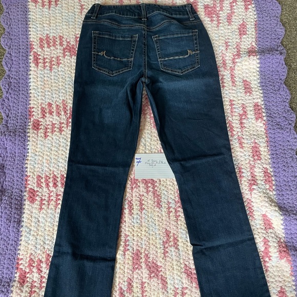 M Jeans by Maurice’s - Picture 2 of 3